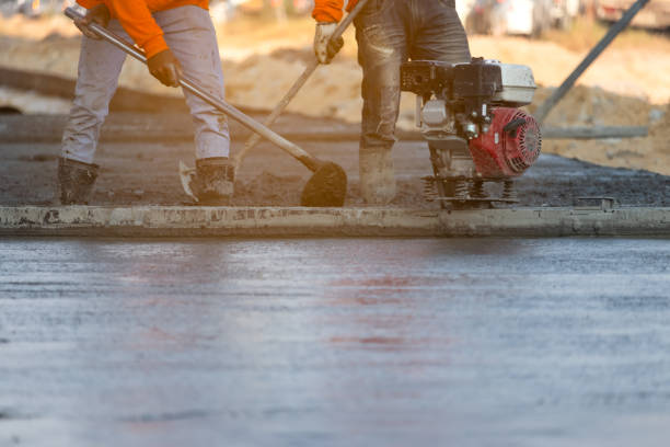 Best Concrete Driveway Installation in Montura, FL